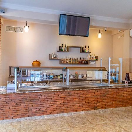 אורקי Samni Hotel מראה חיצוני תמונה