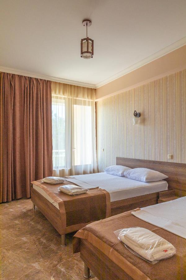 אורקי Samni Hotel מראה חיצוני תמונה