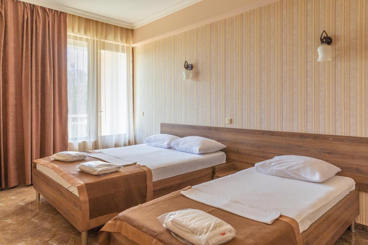 אורקי Samni Hotel מראה חיצוני תמונה