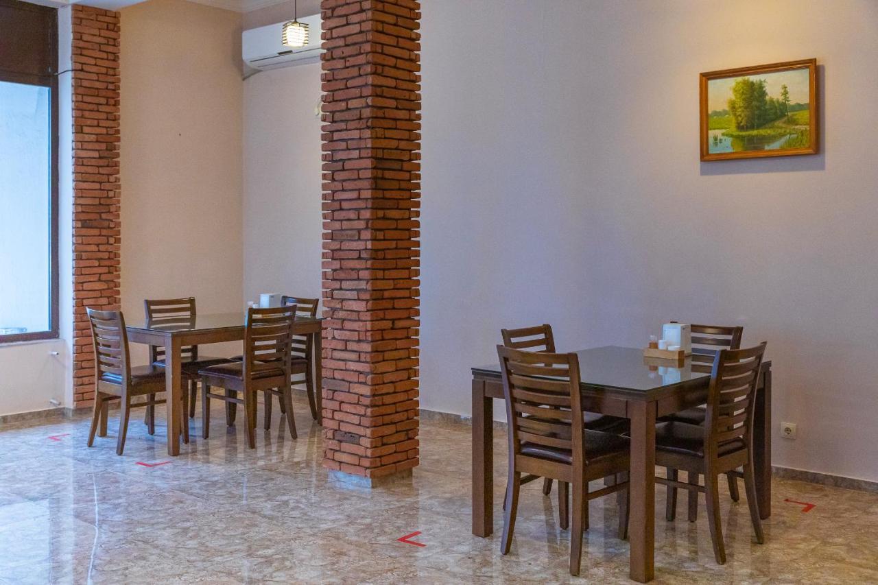 אורקי Samni Hotel מראה חיצוני תמונה