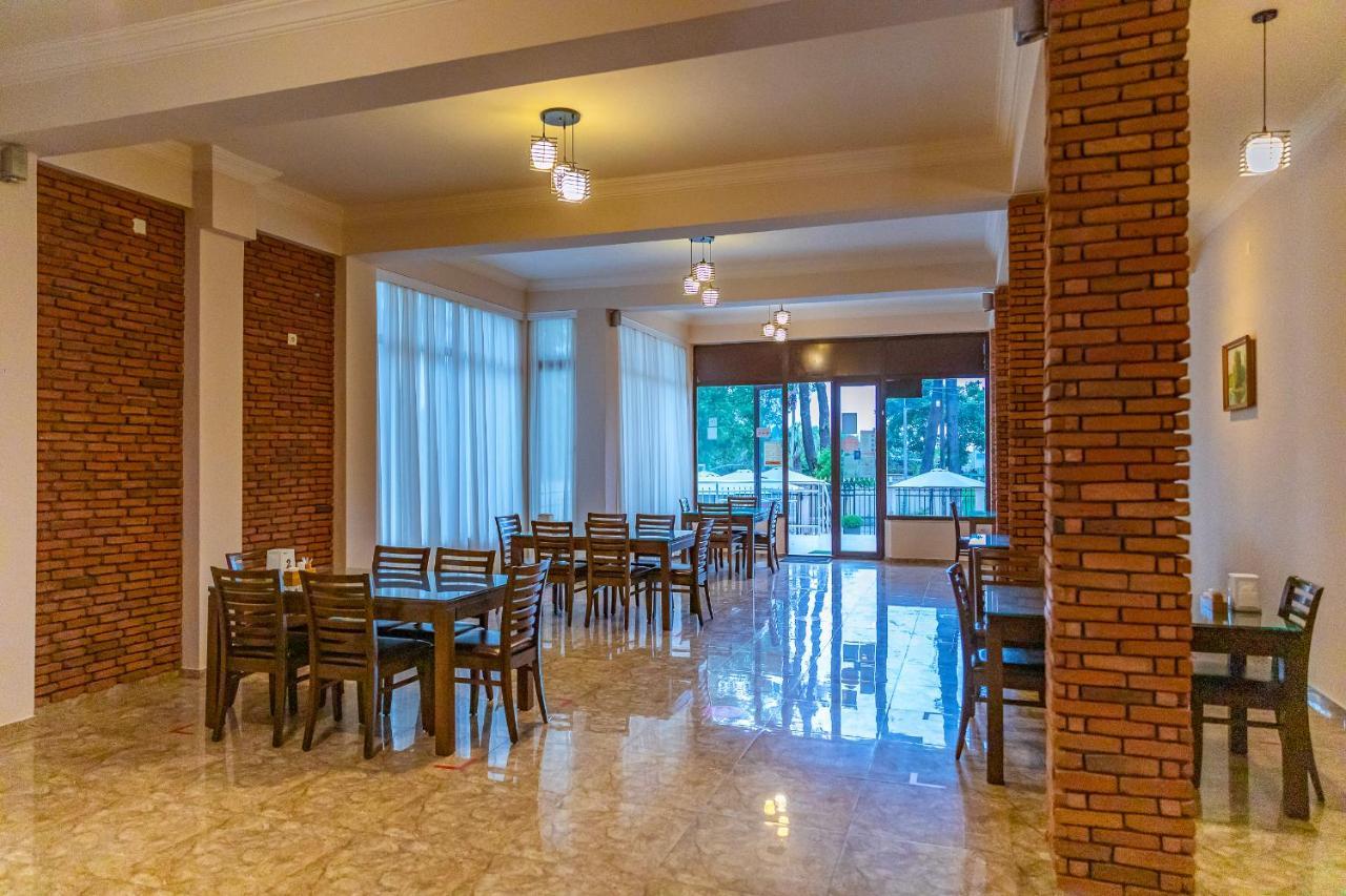 אורקי Samni Hotel מראה חיצוני תמונה