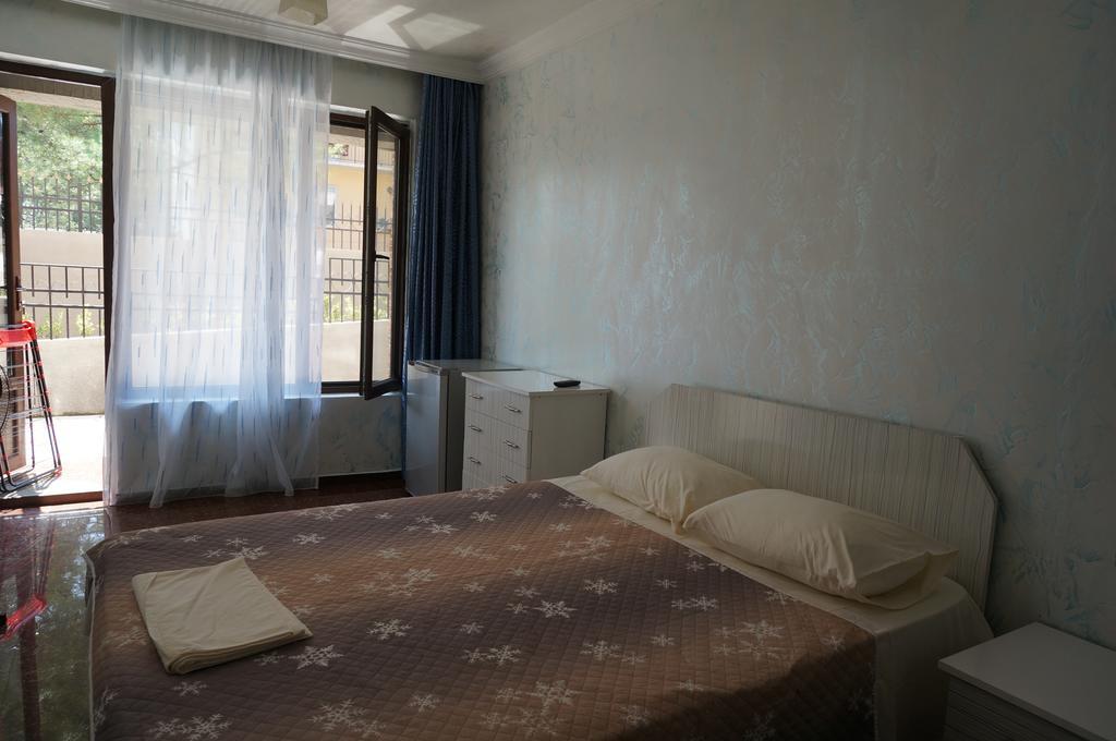 אורקי Samni Hotel חדר תמונה