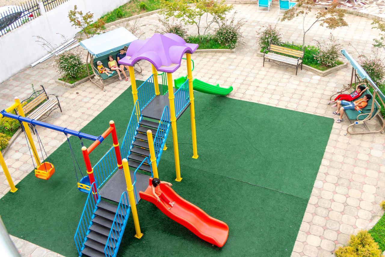 אורקי Samni Hotel מראה חיצוני תמונה